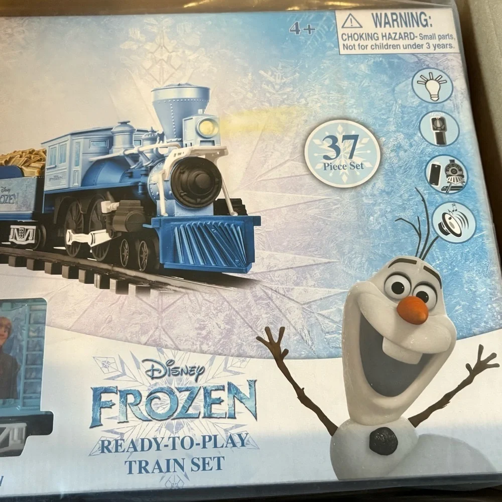 Lionel Disney Frozen Battery Operated Train Set with Remote Control NEW Elsa